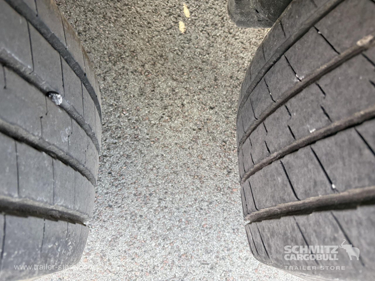 SCHMITZ Reefer Standard Double deck - Изотермална полуприколка: слика 5 SCHMITZ Reefer Standard Double deck - Изотермална полуприколка: слика 5