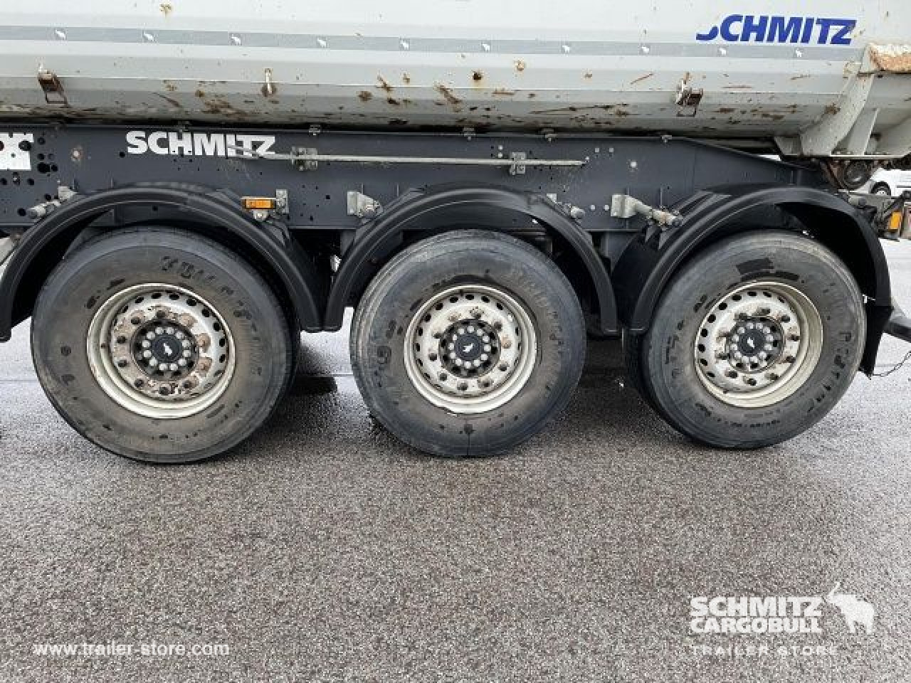 SCHMITZ Tipper Steel half pipe body 24m³ - Кипер полуприколка: слика 3 SCHMITZ Tipper Steel half pipe body 24m³ - Кипер полуприколка: слика 3
