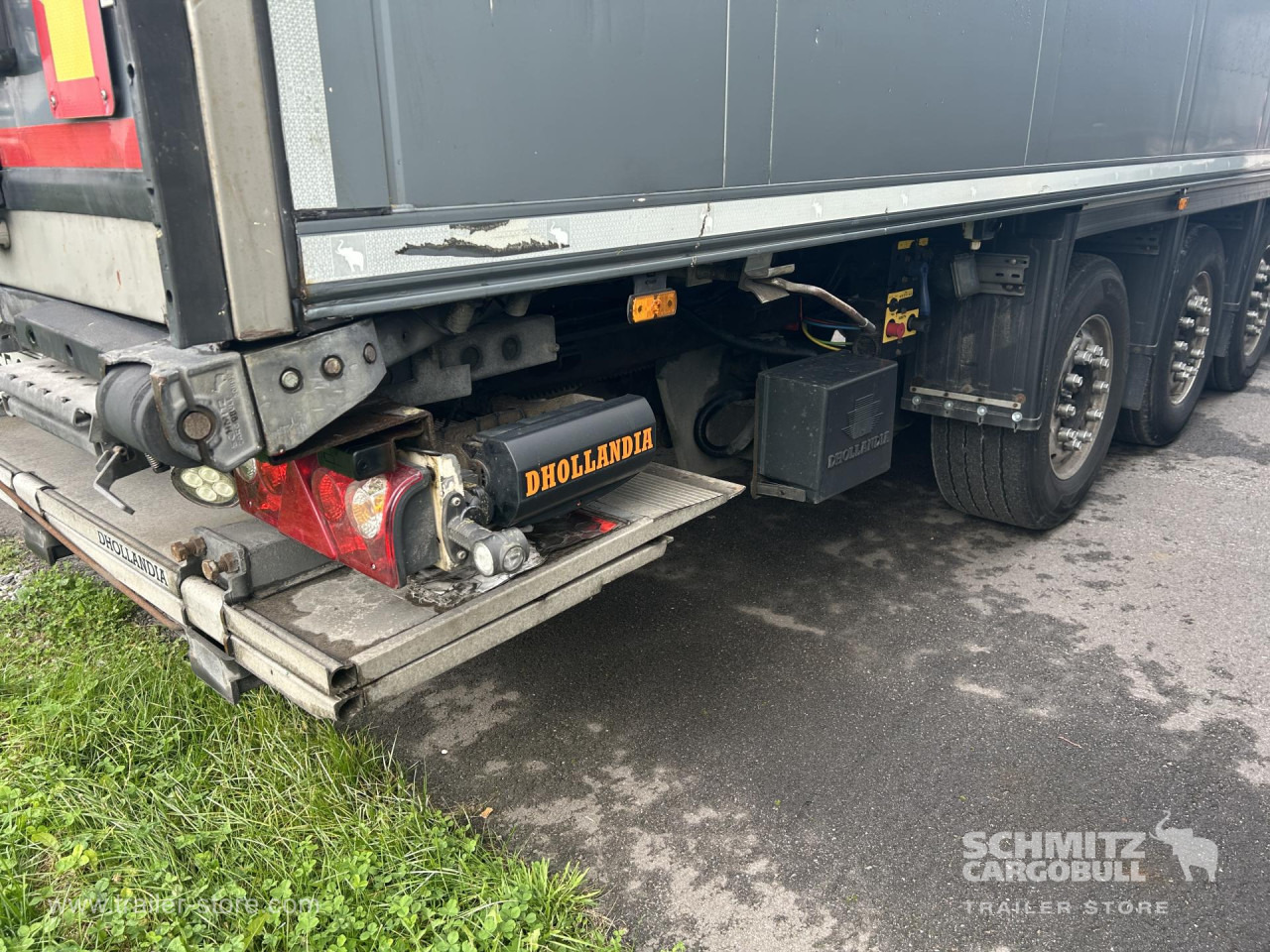 SCHMITZ Reefer Multitemp Taillift - Изотермална полуприколка: слика 5 SCHMITZ Reefer Multitemp Taillift - Изотермална полуприколка: слика 5