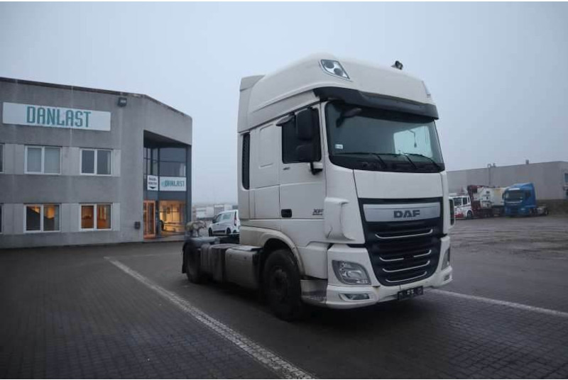 DAF XF 460 Tractor/Sattelzugmaschine/Trækker - Камион влекач: слика 2 DAF XF 460 Tractor/Sattelzugmaschine/Trækker - Камион влекач: слика 2