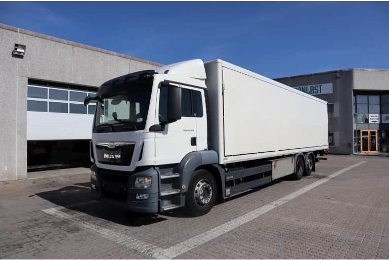 MAN TGS 26.320 EURO 6 - Камион сандучар: слика 1 MAN TGS 26.320 EURO 6 - Камион сандучар: слика 1