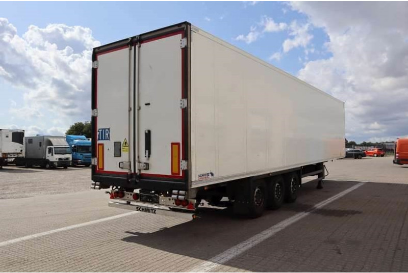 Schmitz Cargobull 33 pl. Dobbelt compartment - Полуприколка ладилник: слика 3 Schmitz Cargobull 33 pl. Dobbelt compartment - Полуприколка ладилник: слика 3