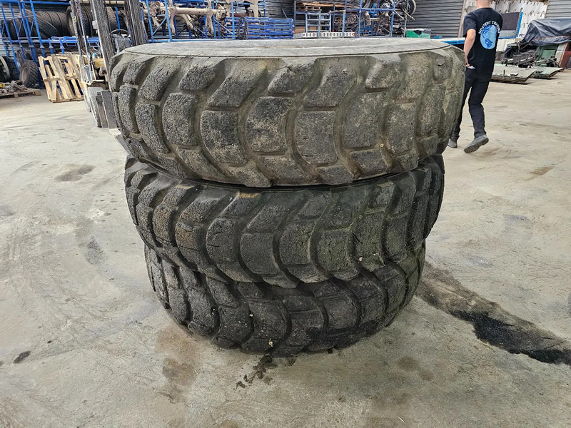 Michelin 18.00-33 - Гума за Камион: слика 4 Michelin 18.00-33 - Гума за Камион: слика 4