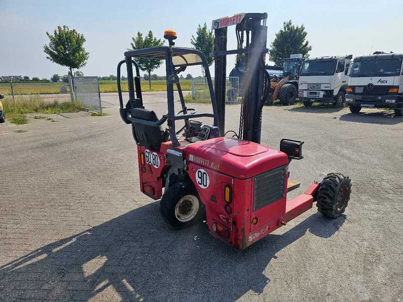 Moffett M4 20.3 RE4-45-1200-900 - Вилушкар: слика 5 Moffett M4 20.3 RE4-45-1200-900 - Вилушкар: слика 5