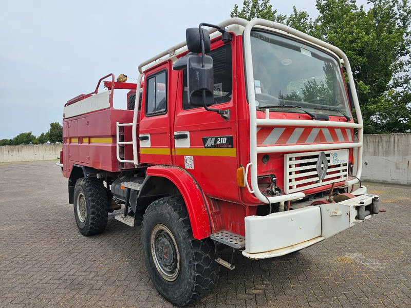 Renault M210 Arbois 3500L - Hydraulic winch - Противпожарен камион: слика 3 Renault M210 Arbois 3500L - Hydraulic winch - Противпожарен камион: слика 3