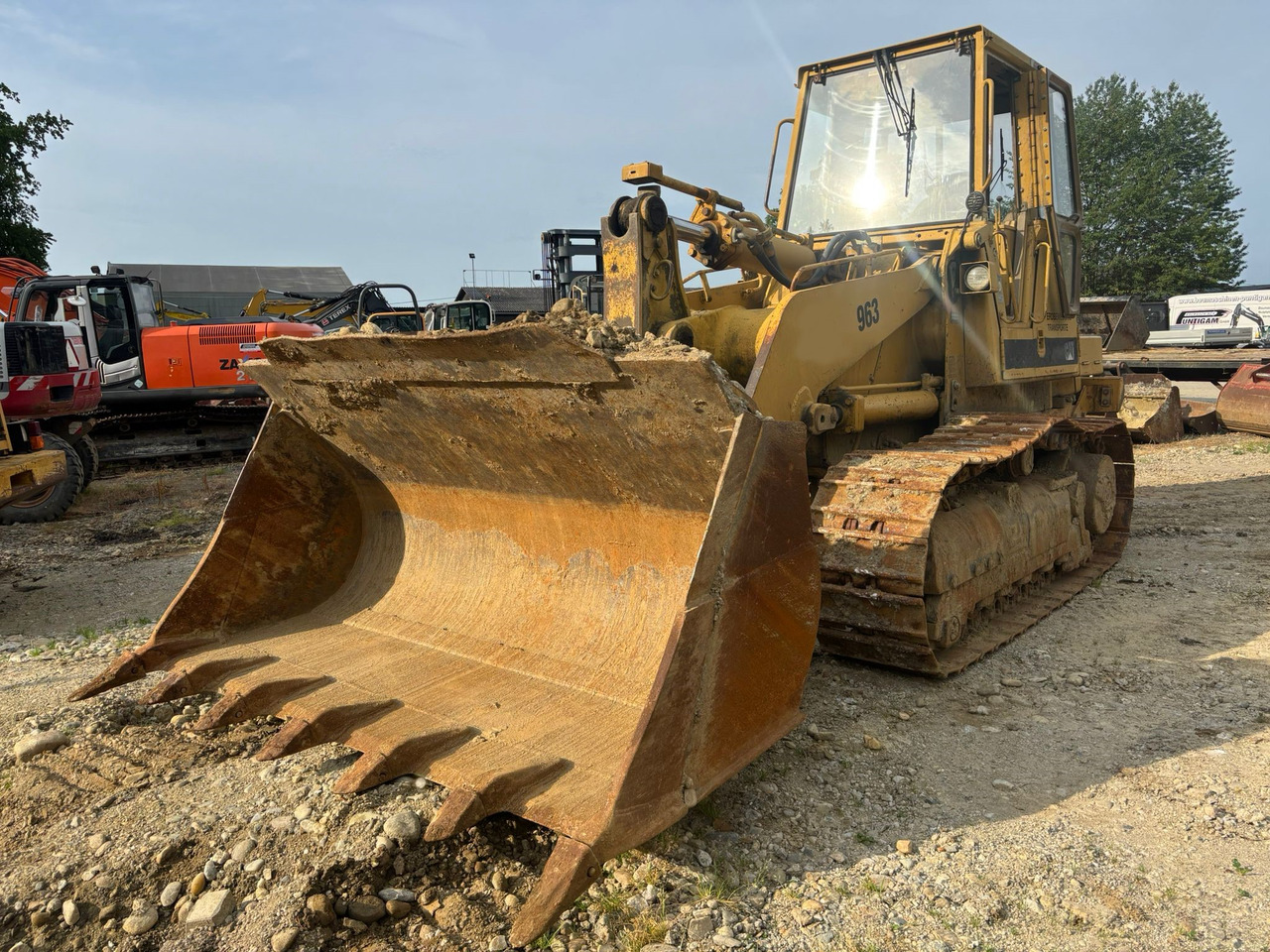 CATERPILLAR 963 - Булдожер: слика 3 CATERPILLAR 963 - Булдожер: слика 3
