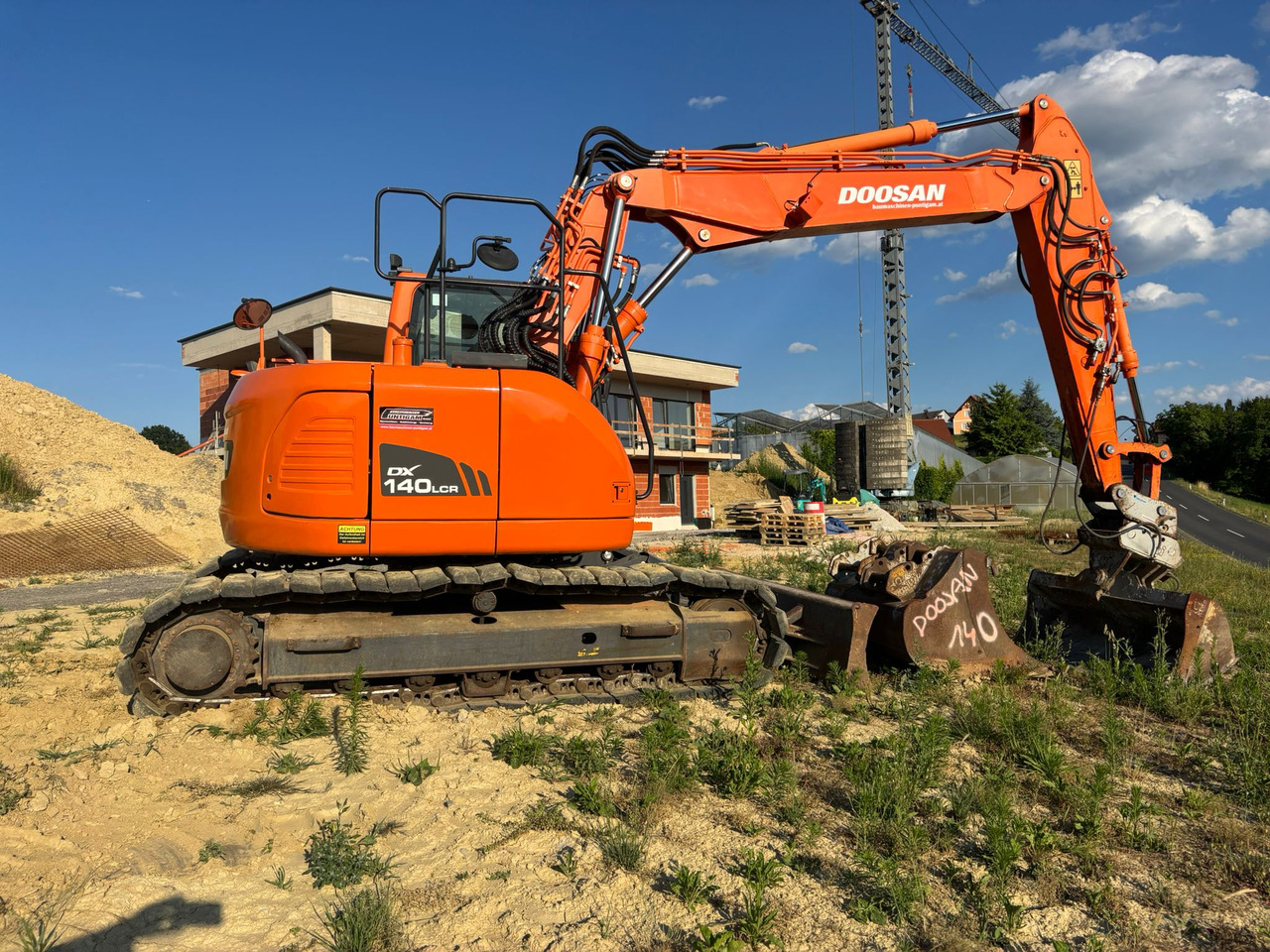 DOOSAN DX 140 LCR-3 - Багер гасеничар: слика 2 DOOSAN DX 140 LCR-3 - Багер гасеничар: слика 2