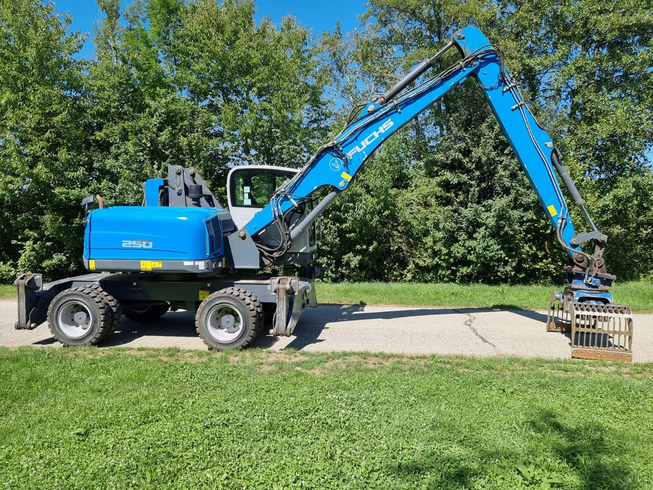 FUCHS MHL 250 - Багер на тркала: слика 1 FUCHS MHL 250 - Багер на тркала: слика 1