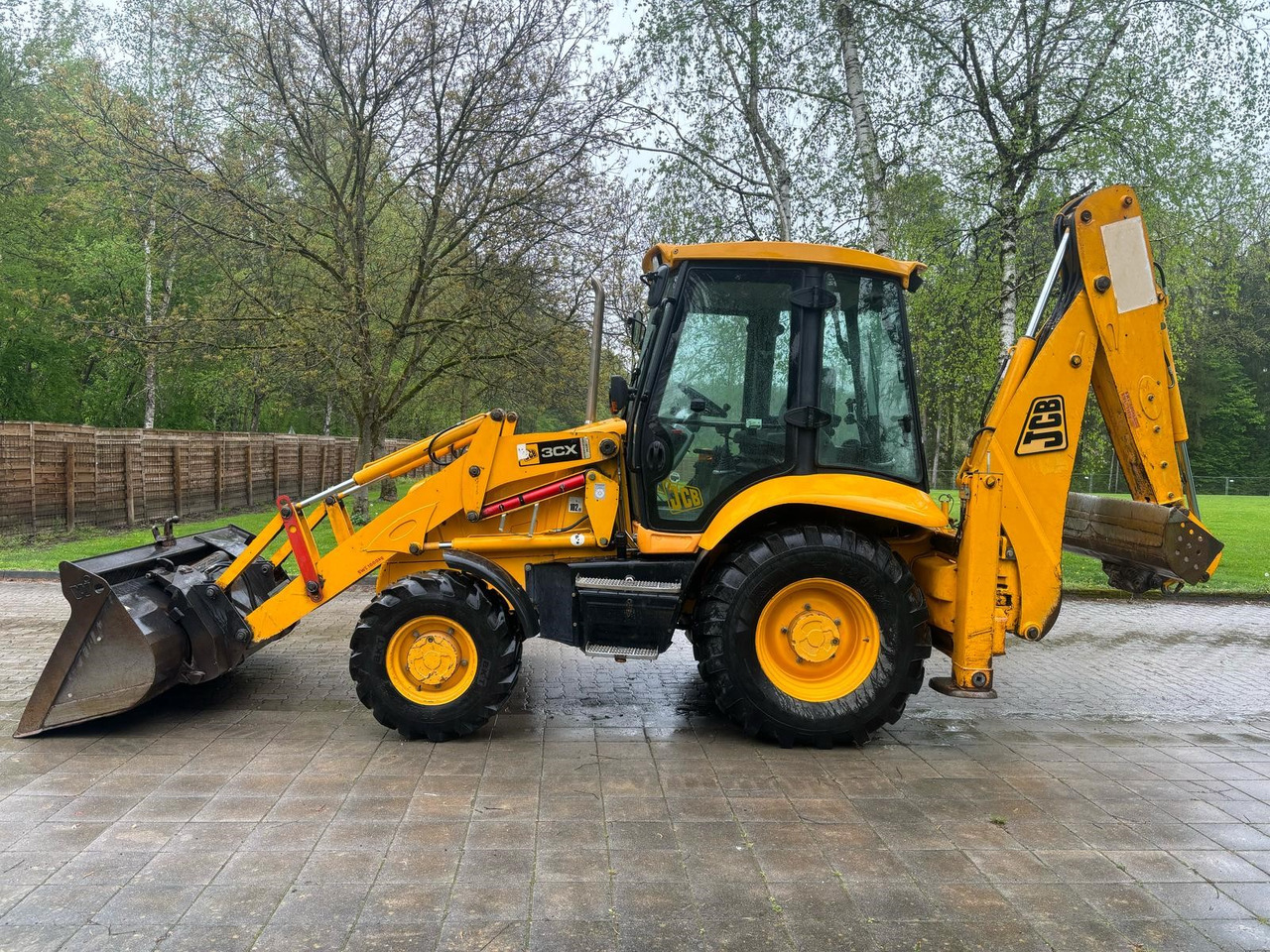 JCB 3CX - Ровокопач: слика 1 JCB 3CX - Ровокопач: слика 1