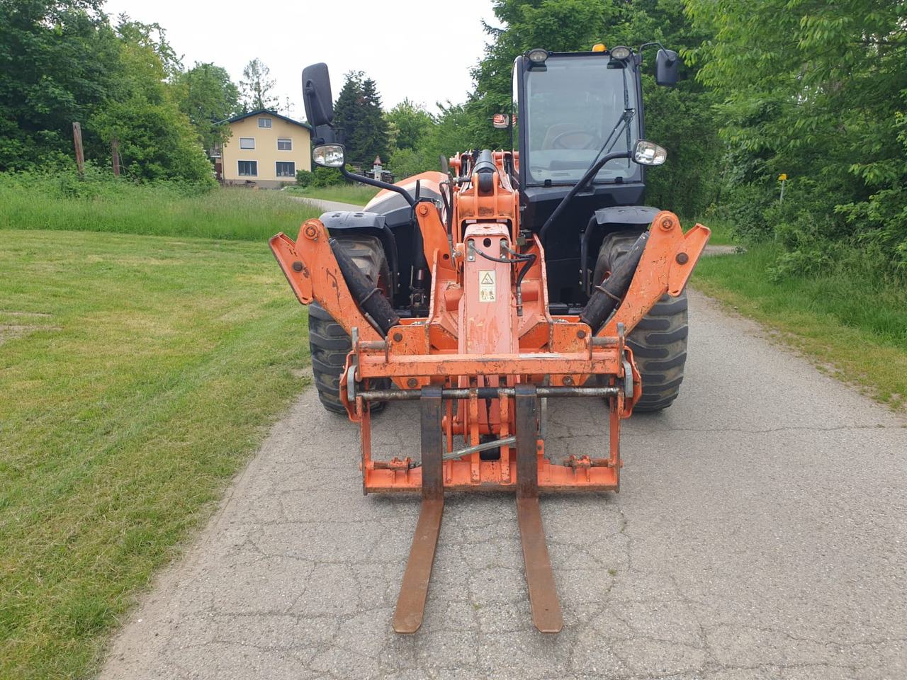 JCB 540-140 - Телескопски ракувач: слика 4 JCB 540-140 - Телескопски ракувач: слика 4