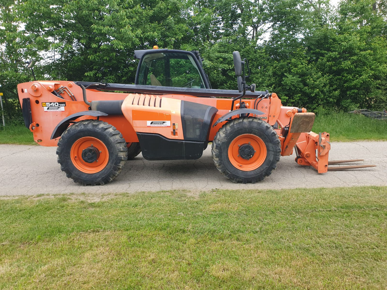 JCB 540-140 - Телескопски ракувач: слика 2 JCB 540-140 - Телескопски ракувач: слика 2