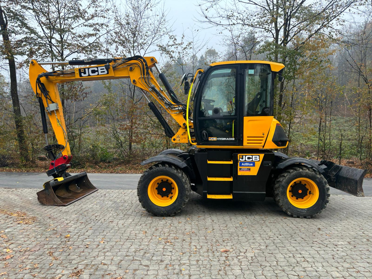 JCB HD 110 WT 4F - Багер на тркала: слика 1 JCB HD 110 WT 4F - Багер на тркала: слика 1