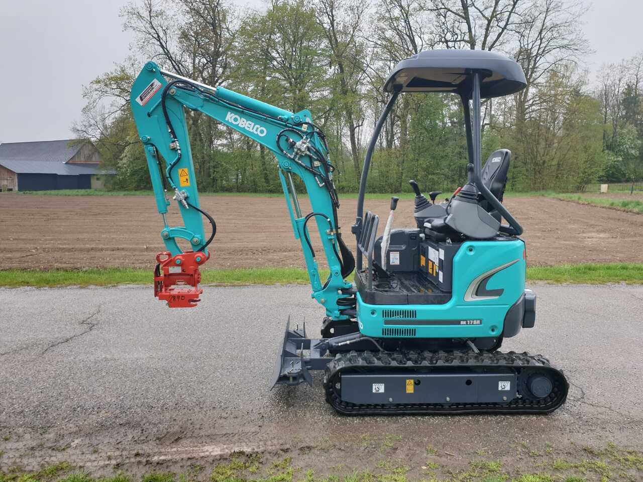 KOBELCO SK 17 SR-3E - Мини багер: слика 1 KOBELCO SK 17 SR-3E - Мини багер: слика 1