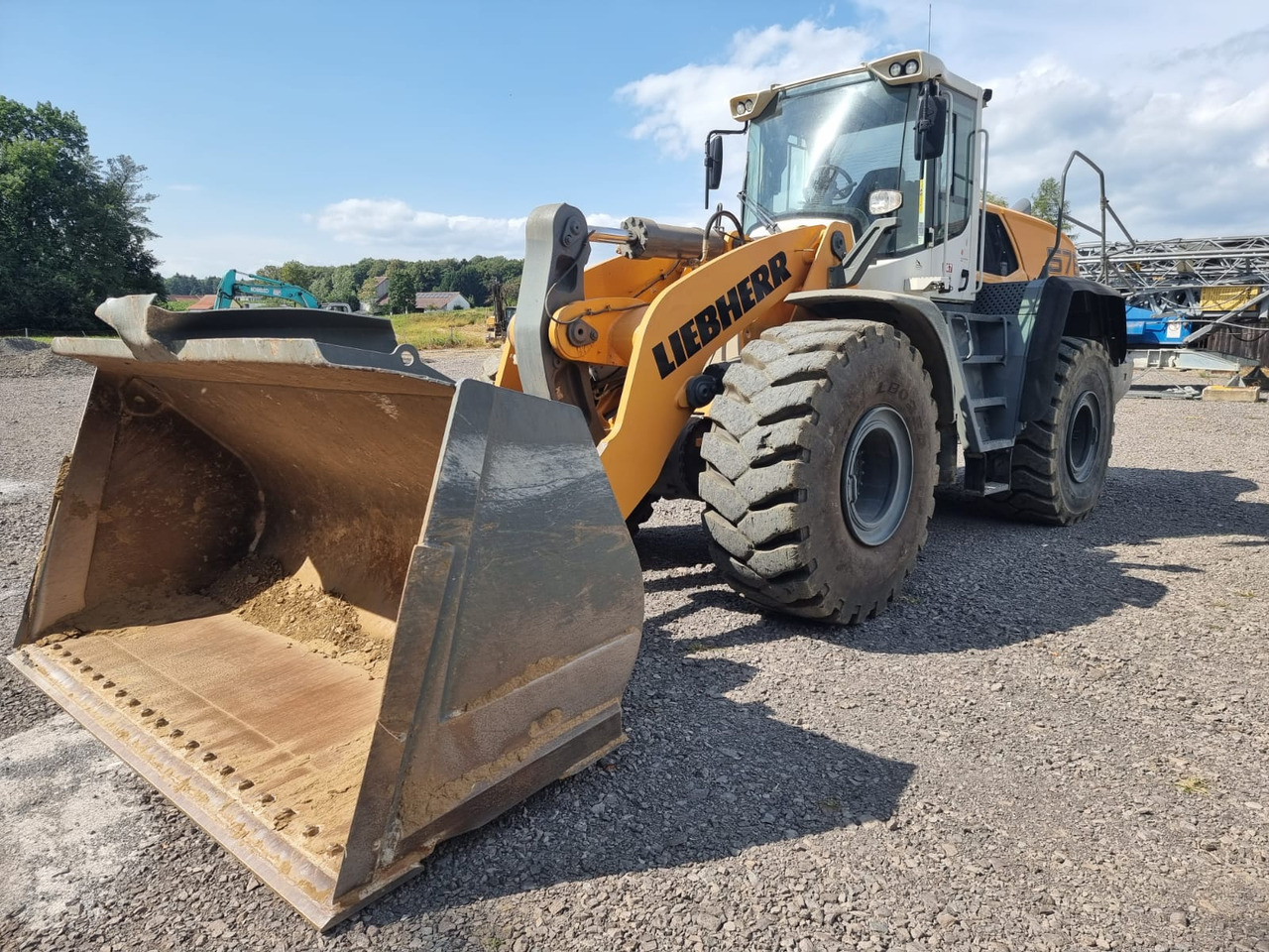 LIEBHERR L 576 XPower - Натоварувач на тркала: слика 4 LIEBHERR L 576 XPower - Натоварувач на тркала: слика 4