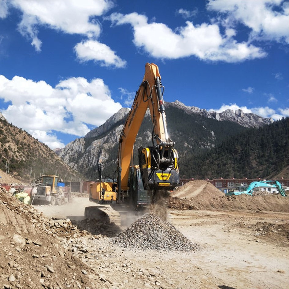 MB CRUSHER BF 70.2 S4 - Корпа за Багер гасеничар: слика 4 MB CRUSHER BF 70.2 S4 - Корпа за Багер гасеничар: слика 4