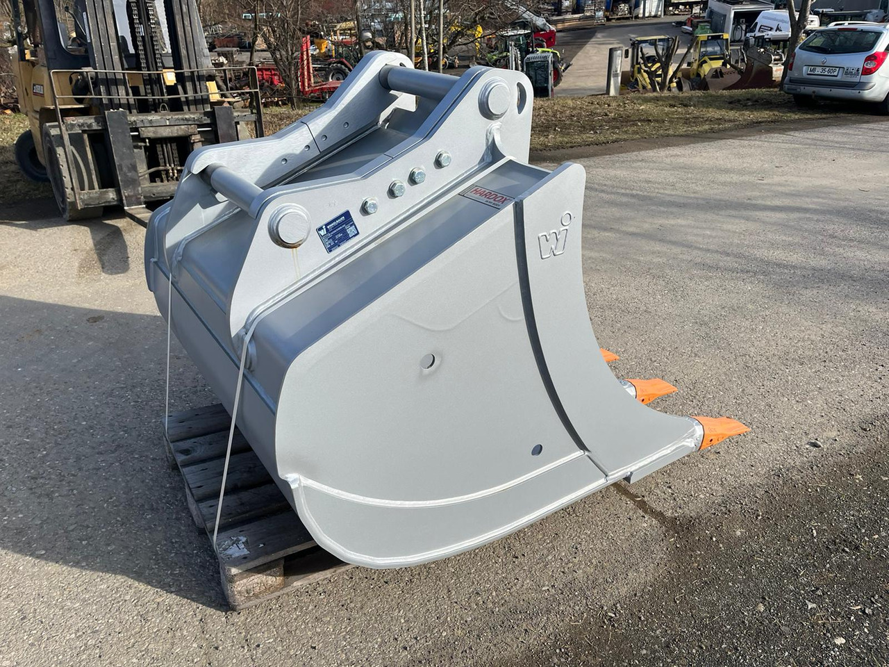 Winkelbauer 130 cm backhoe bucket with OQ 70/55 - Корпа за багер за Багер гасеничар: слика 4 Winkelbauer 130 cm backhoe bucket with OQ 70/55 - Корпа за багер за Багер гасеничар: слика 4