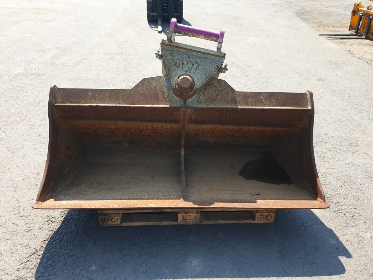 Winkelbauer Ditch-cleaning-bucket 180 cm - Корпа за багер за Багер гасеничар: слика 1 Winkelbauer Ditch-cleaning-bucket 180 cm - Корпа за багер за Багер гасеничар: слика 1