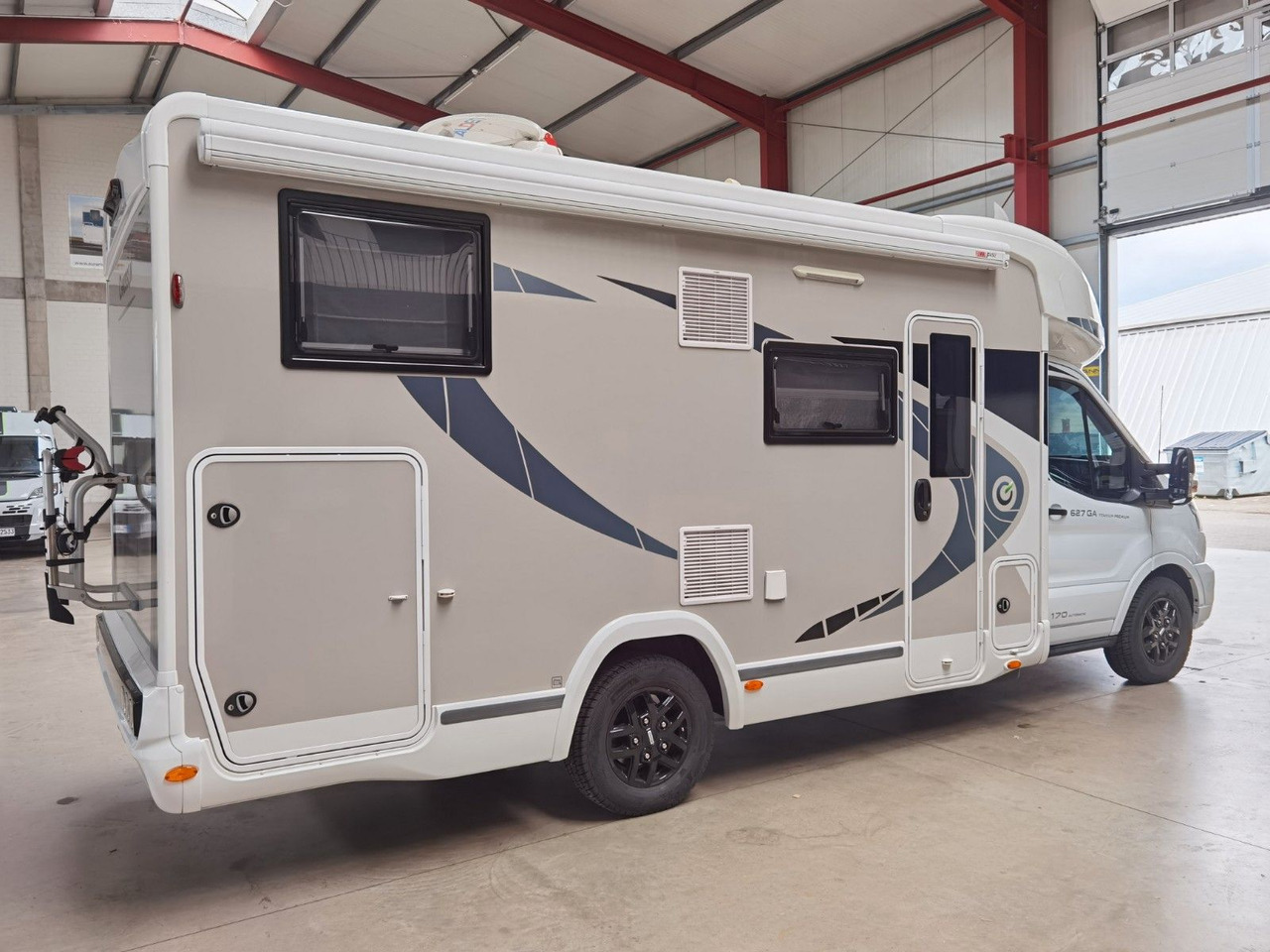 Chausson 627 GA TITANIUM -PREMIUM /EINZELBETTEN & HUBBETT - Полуинтегриран кампер: слика 4 Chausson 627 GA TITANIUM -PREMIUM /EINZELBETTEN & HUBBETT - Полуинтегриран кампер: слика 4