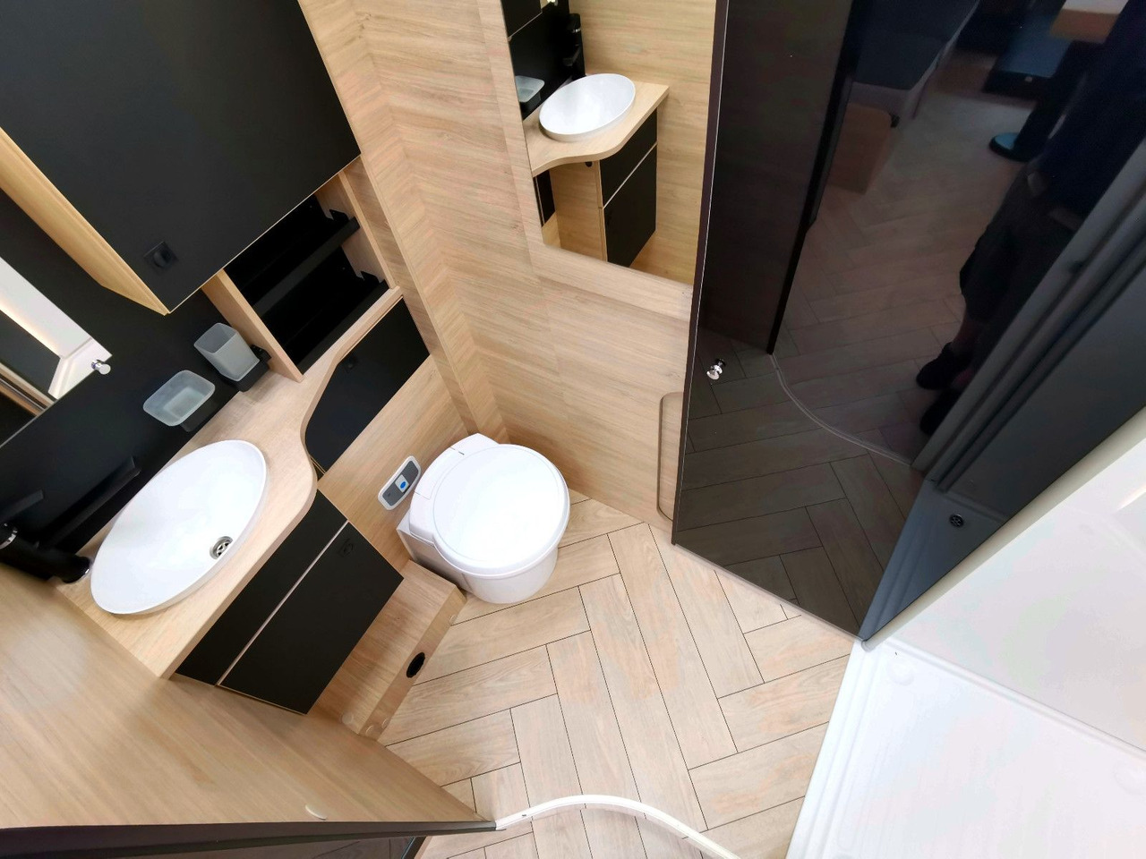 Полуинтегриран кампер Chausson 640 TITANIUM / - 2026 - / XXL- HUBBETT & RAUMBAD: слика 14
