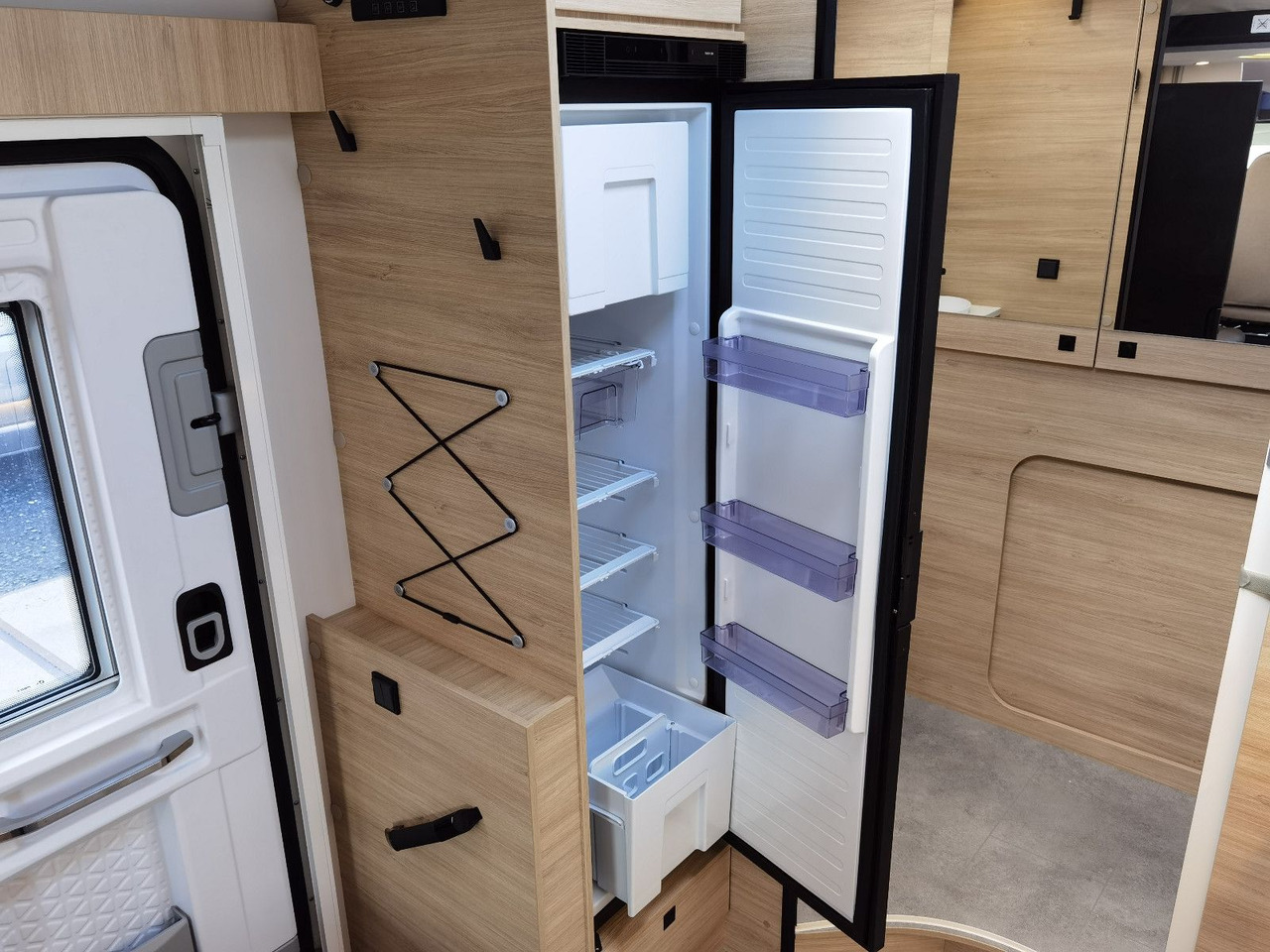 Полуинтегриран кампер Chausson 640 ULTIMATE / -2026- / XXL- HUBBETT & RAUMBAD: слика 20