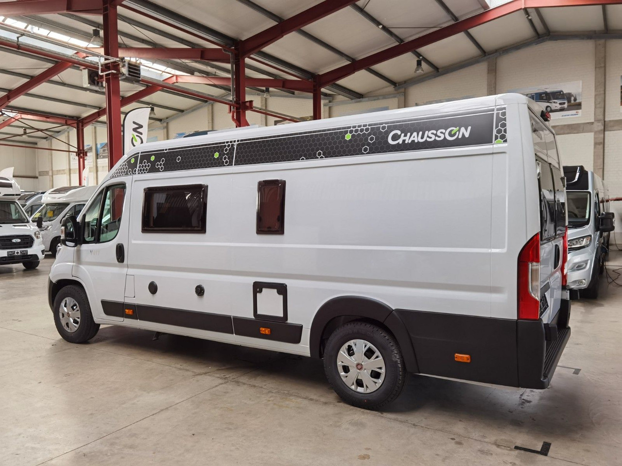 Chausson V697 FIRST LINE / ZUBEHÖR-PAKET / EINZELBETTEN - Кампер комбе: слика 5 Chausson V697 FIRST LINE / ZUBEHÖR-PAKET / EINZELBETTEN - Кампер комбе: слика 5
