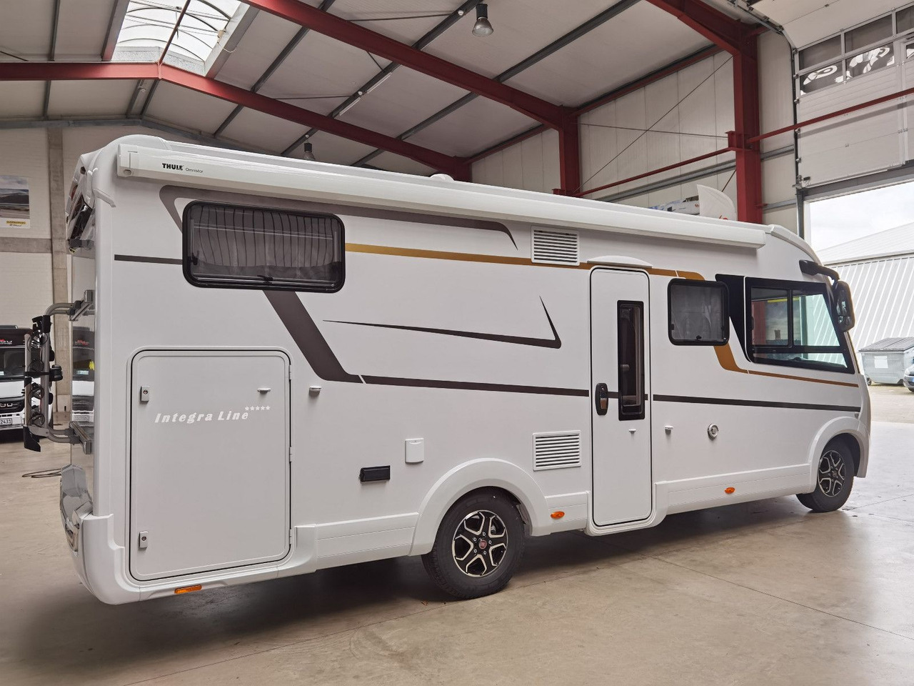 Eura Mobil INTEGRA LINE 720 EF /180PS-9G MAXI/ EINZELBETTEN - Интегриран кампер: слика 4 Eura Mobil INTEGRA LINE 720 EF /180PS-9G MAXI/ EINZELBETTEN - Интегриран кампер: слика 4