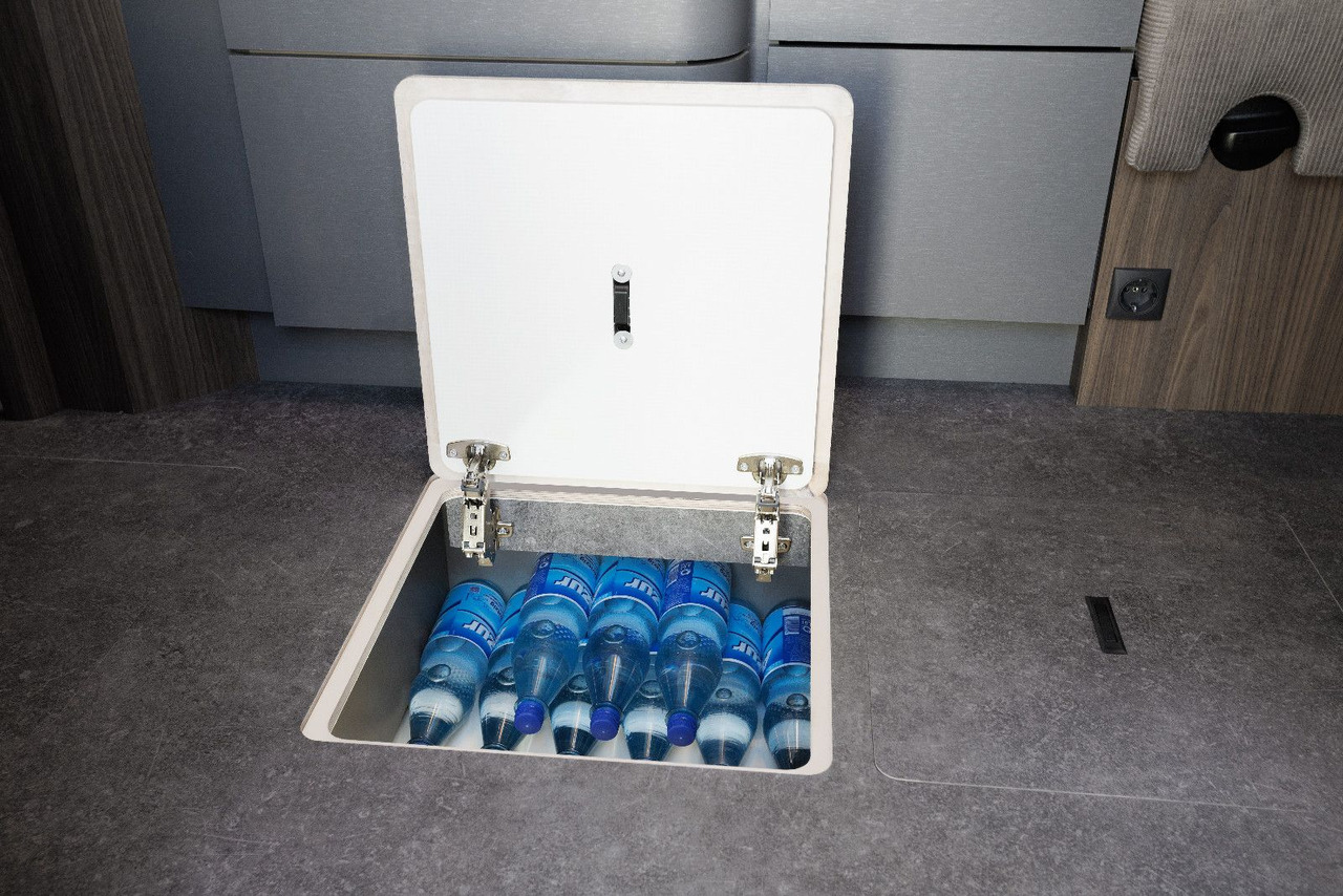 Лизинг на  Eura Mobil INTEGRA LINE GT 726 EF /MB 170PS-9G / MOD.2026 Eura Mobil INTEGRA LINE GT 726 EF /MB 170PS-9G / MOD.2026: слика 13