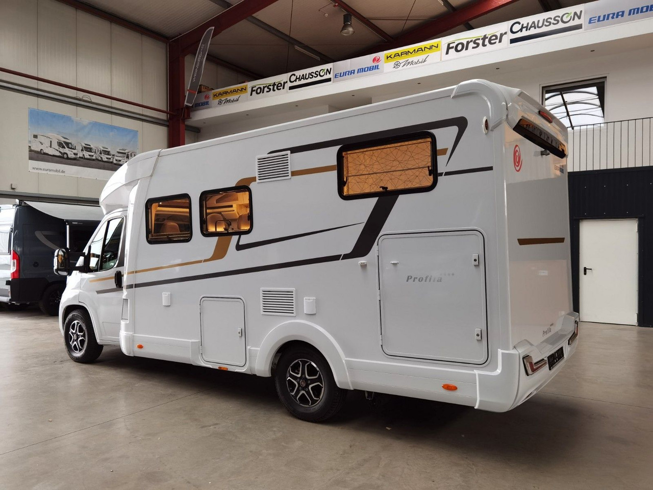 Eura Mobil PROFILA T 695 EB /-2025-/ MONDIAL / EINZELBETTEN - Полуинтегриран кампер: слика 5 Eura Mobil PROFILA T 695 EB /-2025-/ MONDIAL / EINZELBETTEN - Полуинтегриран кампер: слика 5