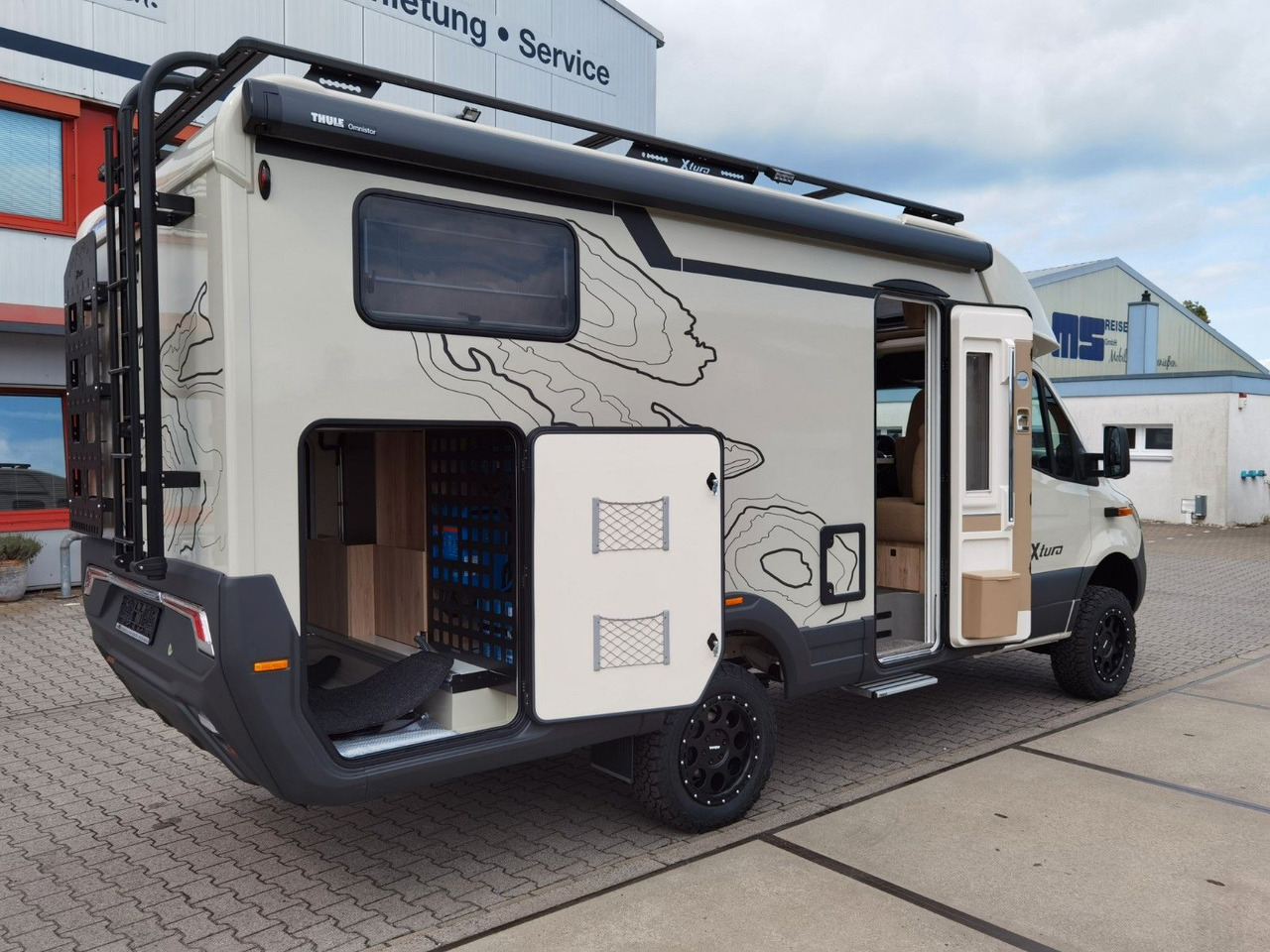 Полуинтегриран кампер Eura Mobil XTURA 686 EF /MODELL 2025 / 4x4 /TOP-AUSSTATTUNG: слика 9