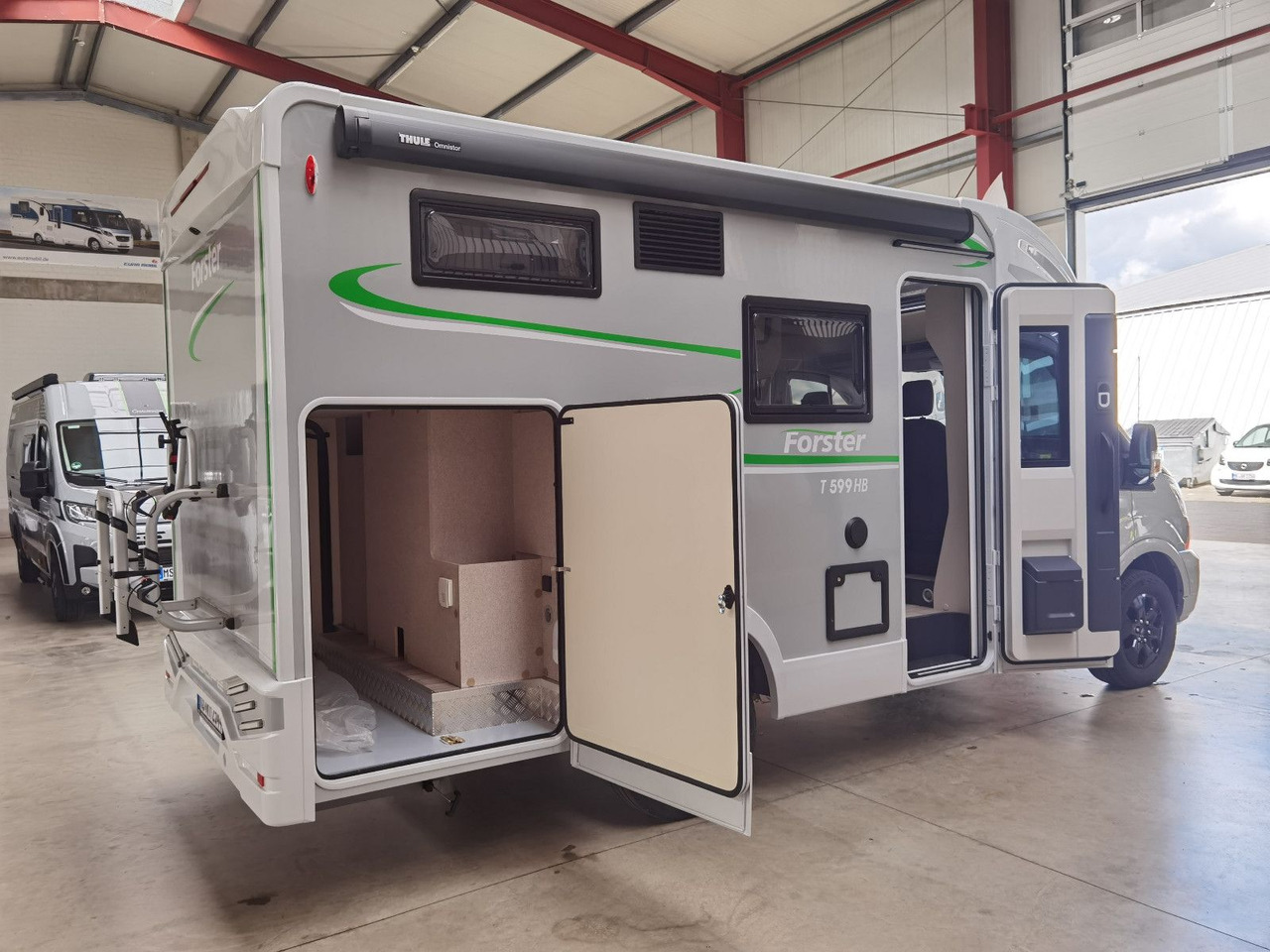Полуинтегриран кампер Forster T 599 HBN COUPÈ /-2025-/165PS / SILVER - EDITION: слика 8 Полуинтегриран кампер Forster T 599 HBN COUPÈ /-2025-/165PS / SILVER - EDITION: слика 8