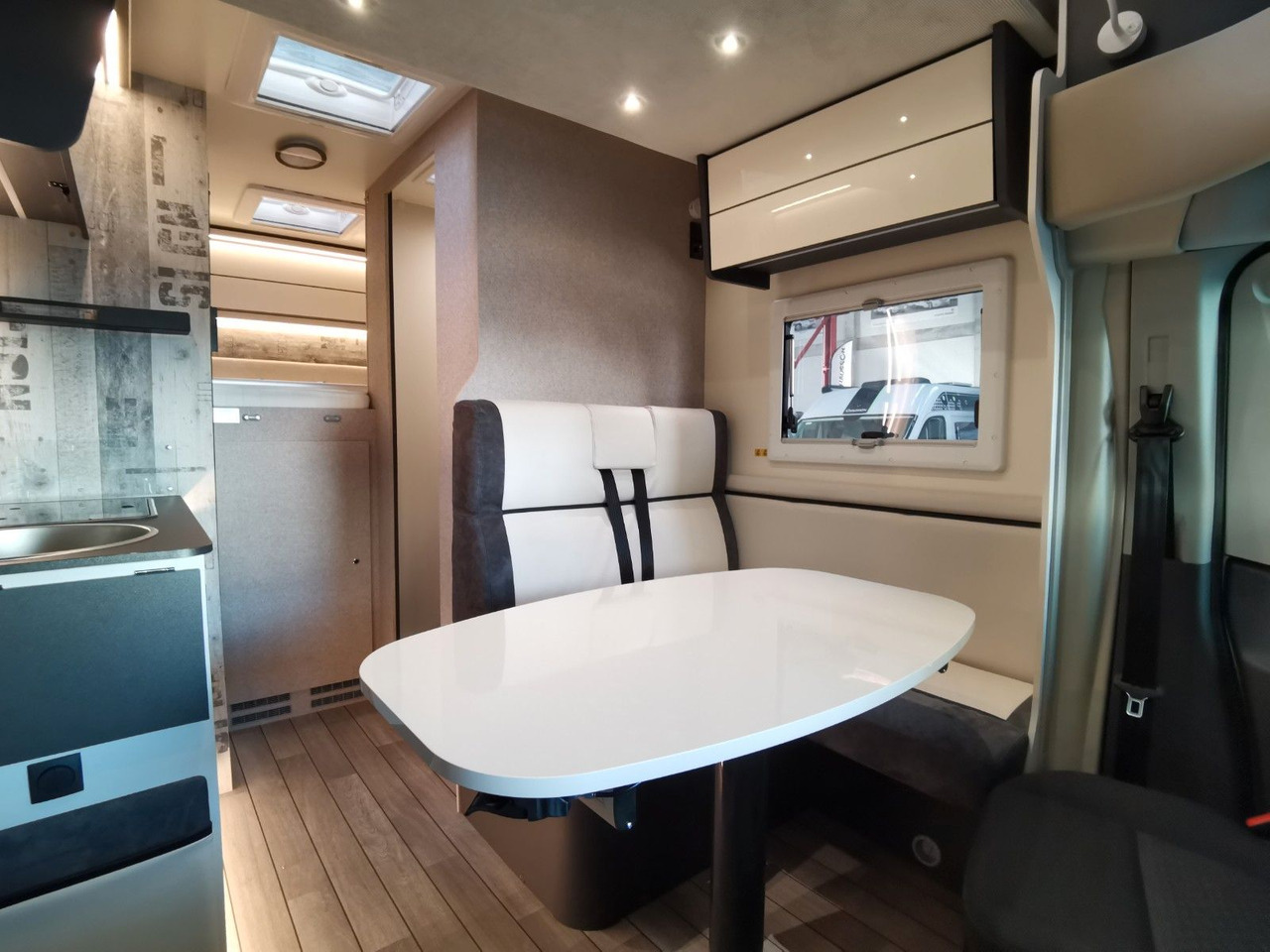 Полуинтегриран кампер Forster T 599 HBN COUPÈ /-MODELL 2026- / 165PS-AUTOMATIK: слика 16