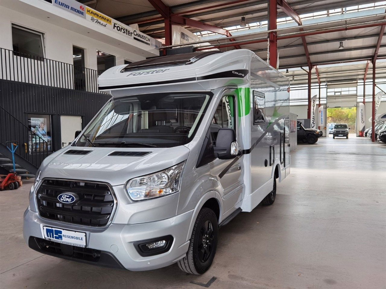 Полуинтегриран кампер Forster T 599 HBN COUPÈ /-MODELL 2026- / 165PS-AUTOMATIK: слика 9