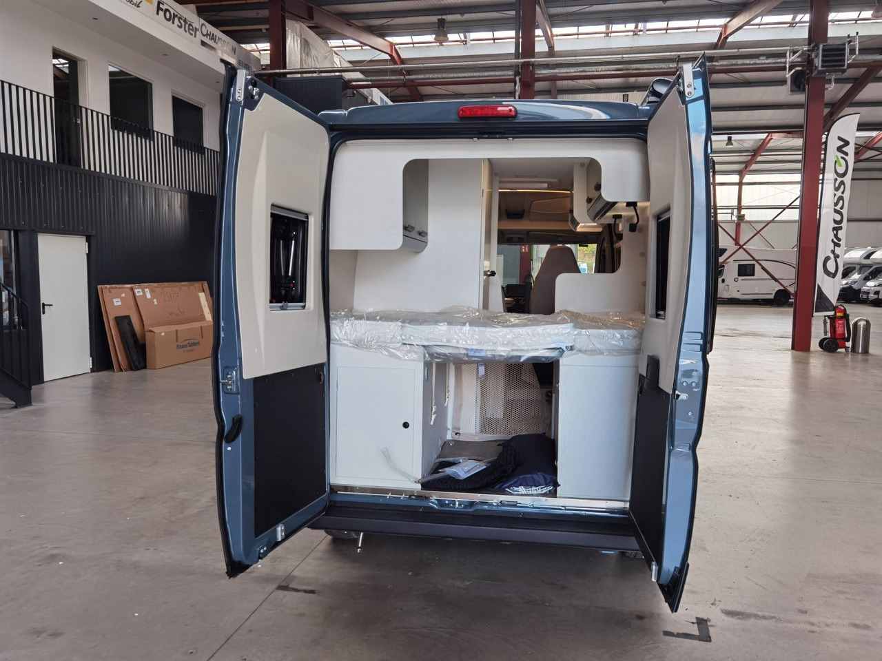 Кампер комбе Karmann DAVIS 540 TRENDSTYLE / -2026- / 140PS-AUTOMATIK: слика 11 Кампер комбе Karmann DAVIS 540 TRENDSTYLE / -2026- / 140PS-AUTOMATIK: слика 11