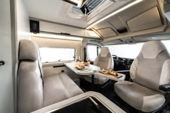 Karmann DAVIS 590 LIFESTYLE / MODELL 2026 / AUFSTELLDACH - Кампер комбе: слика 4 Karmann DAVIS 590 LIFESTYLE / MODELL 2026 / AUFSTELLDACH - Кампер комбе: слика 4