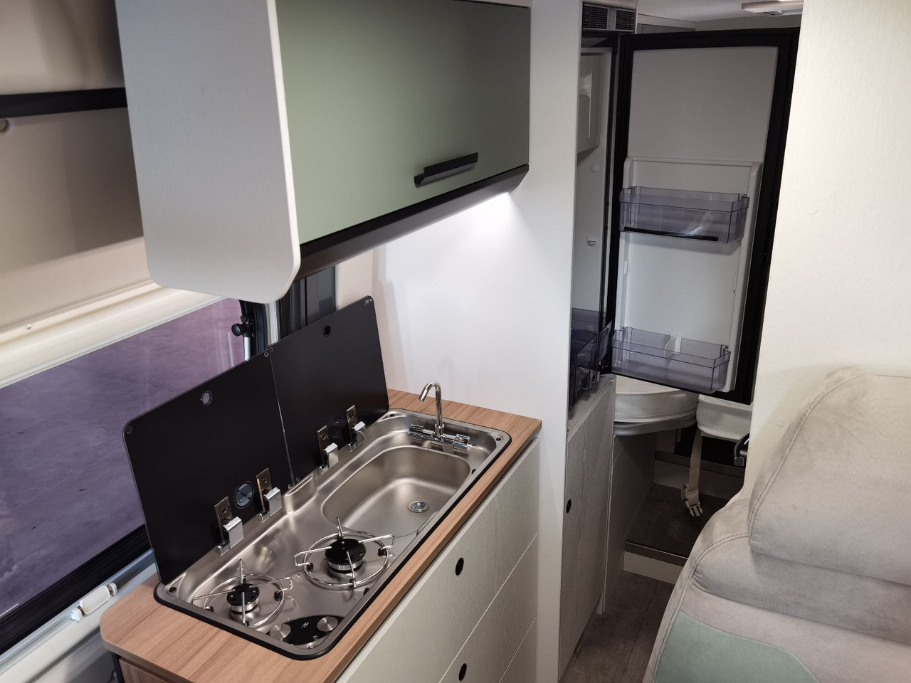 Кампер комбе Karmann DAVIS 620 TRENDSTYLE / - 2026 -/ 140PS-AUTOMATIK: слика 17 Кампер комбе Karmann DAVIS 620 TRENDSTYLE / - 2026 -/ 140PS-AUTOMATIK: слика 17