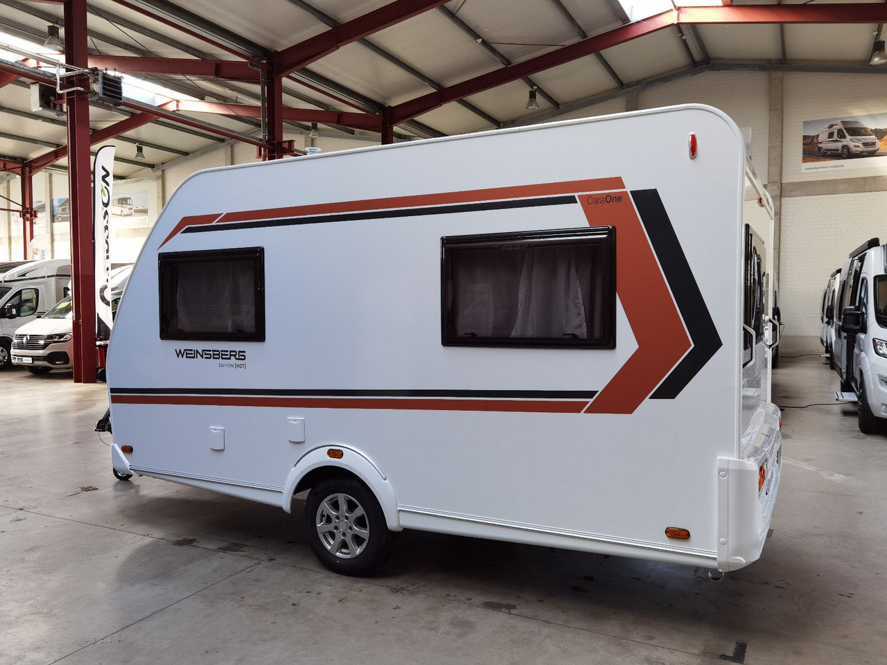 Weinsberg CARAONE 390 QD - EDITION HOT / - MODELL 2025 - - Камп приколка: слика 5 Weinsberg CARAONE 390 QD - EDITION HOT / - MODELL 2025 - - Камп приколка: слика 5