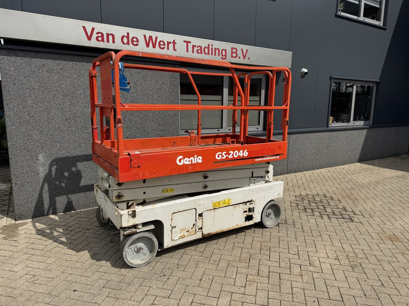 Genie GS2046 schaarlift schaar hoogwerker 2012 uur 8mtr werkhoogte - Кревач ножица: слика 2 Genie GS2046 schaarlift schaar hoogwerker 2012 uur 8mtr werkhoogte - Кревач ножица: слика 2