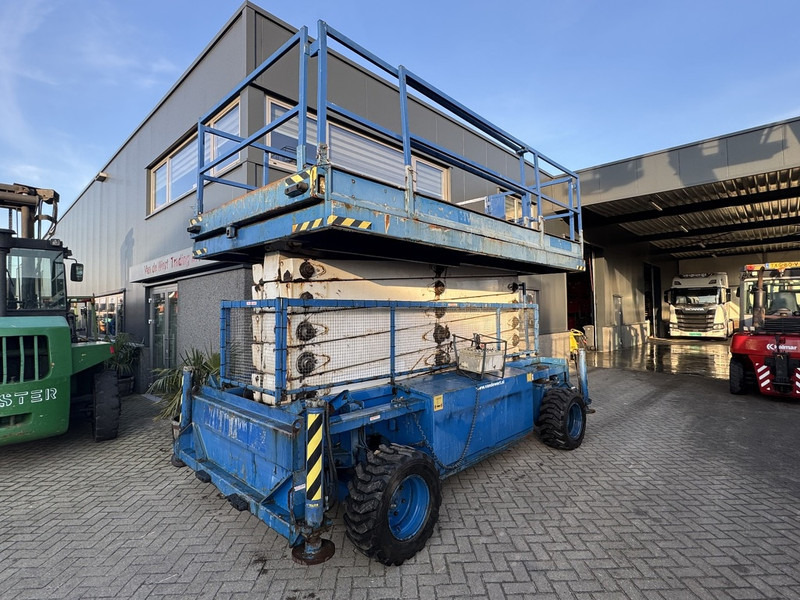 Holland lift Combistar B-195DL25 Schaarhoogwerker 22M Werkhoogte Hatz Diesel 4X4 2003 - Кревач ножица: слика 3 Holland lift Combistar B-195DL25 Schaarhoogwerker 22M Werkhoogte Hatz Diesel 4X4 2003 - Кревач ножица: слика 3