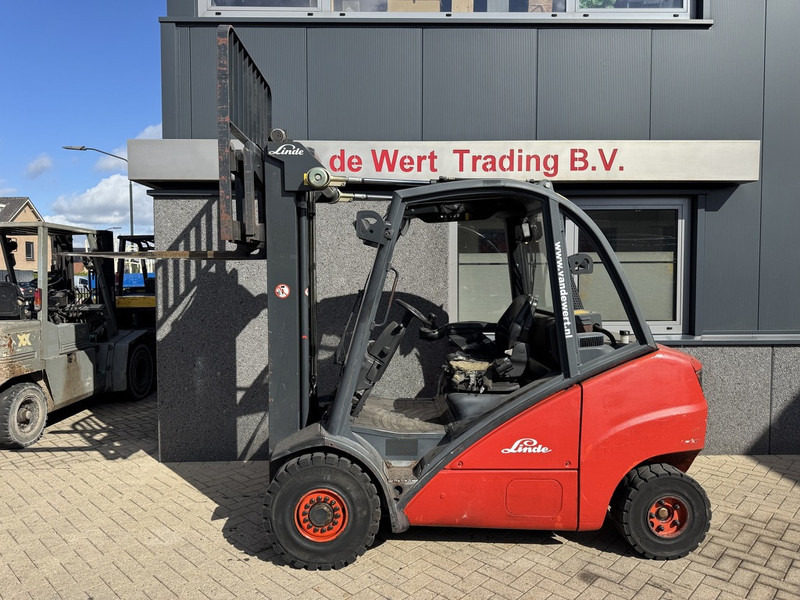 Linde H35D triplo550 Freelift / Sideshift 2007 VW DIESEL - Дизел вилушкар: слика 5 Linde H35D triplo550 Freelift / Sideshift 2007 VW DIESEL - Дизел вилушкар: слика 5