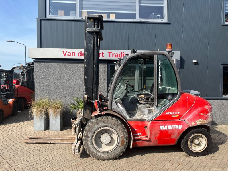 Manitou MSI50T MSI 50T duplo450 SIDESHIFT LUCHTBANDEN 2015 - Дизел вилушкар: слика 1 Manitou MSI50T MSI 50T duplo450 SIDESHIFT LUCHTBANDEN 2015 - Дизел вилушкар: слика 1