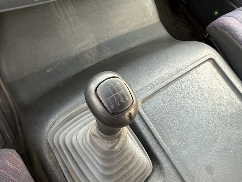 Автотранспортен камион Mercedes-Benz 1823L 4X2 Machine Transporter / Oprij Vrachtwagen Hydraulische Kleppen EURO2 240dkm 1999 APK 3-2026: слика 16