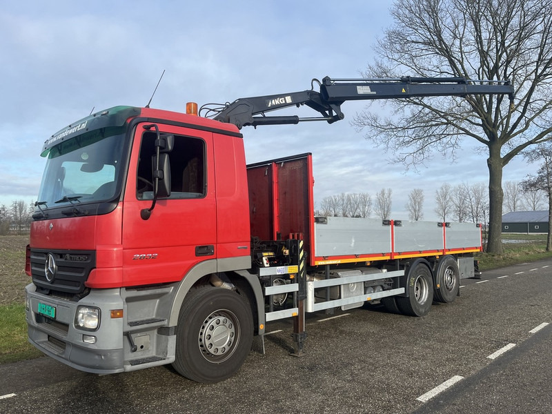 Mercedes-Benz ACTROS 2832 - MKG HKL140 - automaat - EURO5 -lift/stuur as - 600dkm - 2006 - Камион со платформа, Камион со кран: слика 1 Mercedes-Benz ACTROS 2832 - MKG HKL140 - automaat - EURO5 -lift/stuur as - 600dkm - 2006 - Камион со платформа, Камион со кран: слика 1