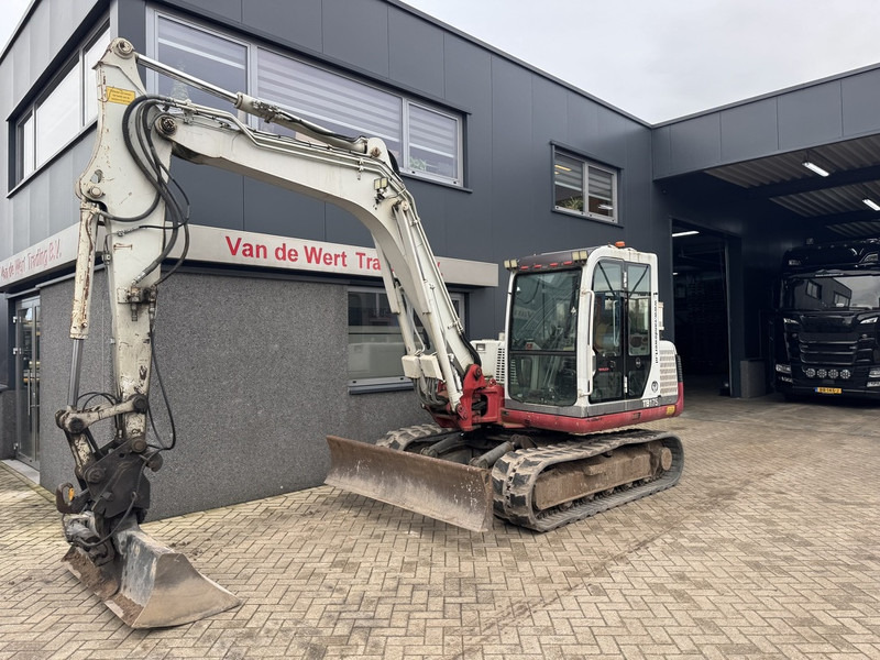 Takeuchi TB175 Graafmachine Rups 2008 Yanmar Diesel inclusief 5 bakken + palletvork - Багер гасеничар: слика 2 Takeuchi TB175 Graafmachine Rups 2008 Yanmar Diesel inclusief 5 bakken + palletvork - Багер гасеничар: слика 2