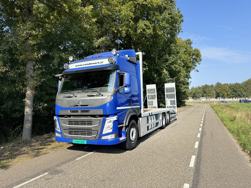 Volvo FM370 6X2 Machine Transporter / Oprij Vrachtwagen 2019 / EURO 6 / 550DKM / Steering Wheel / APK 11-2026 - Автотранспортен камион: слика 2 Volvo FM370 6X2 Machine Transporter / Oprij Vrachtwagen 2019 / EURO 6 / 550DKM / Steering Wheel / APK 11-2026 - Автотранспортен камион: слика 2