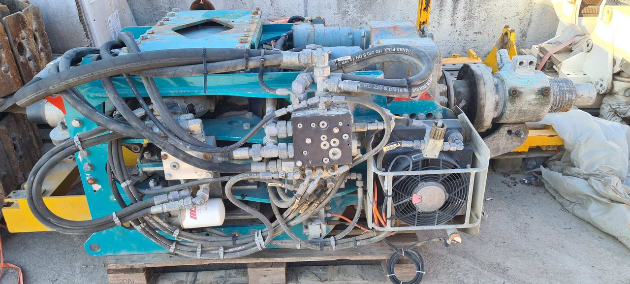 Eurodrill RHV 2400 vibration rotary head - Машина за бушење: слика 3 Eurodrill RHV 2400 vibration rotary head - Машина за бушење: слика 3