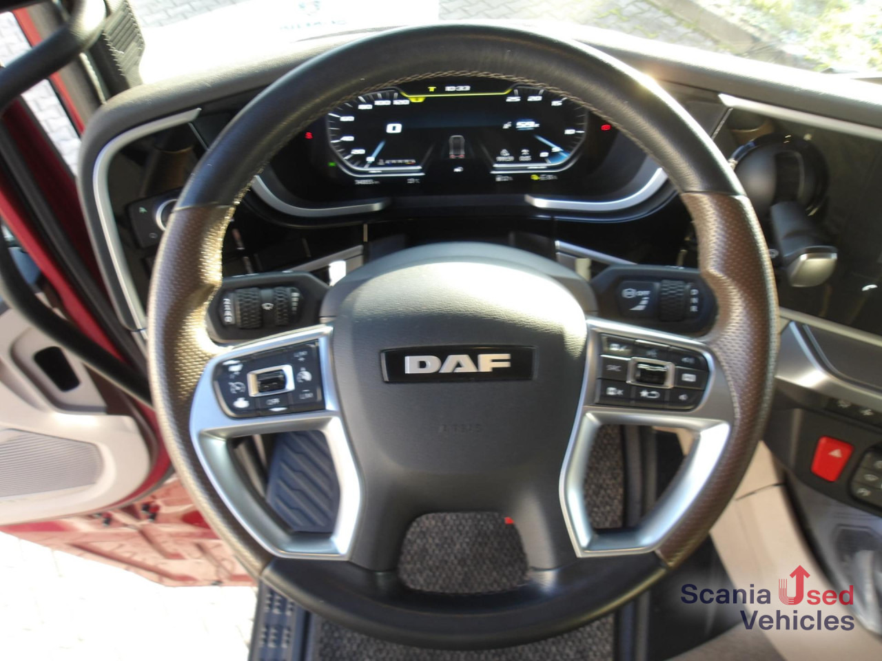 DAF 530FT XG+ / Leder / Alcoa / Navi / LED - Камион влекач: слика 2 DAF 530FT XG+ / Leder / Alcoa / Navi / LED - Камион влекач: слика 2