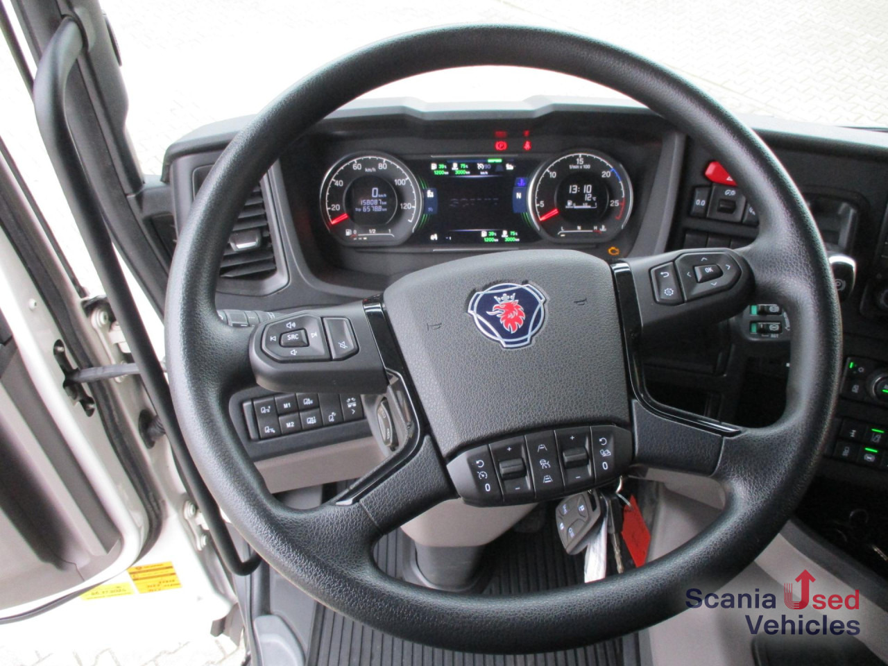 SCANIA R 460 A4x2NA / Hydraulik - Камион влекач: слика 2 SCANIA R 460 A4x2NA / Hydraulik - Камион влекач: слика 2