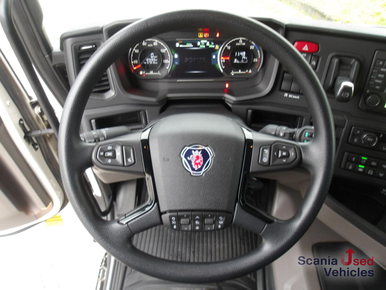 SCANIA R 460 A4x2NA / Hydraulik - Камион влекач: слика 2 SCANIA R 460 A4x2NA / Hydraulik - Камион влекач: слика 2