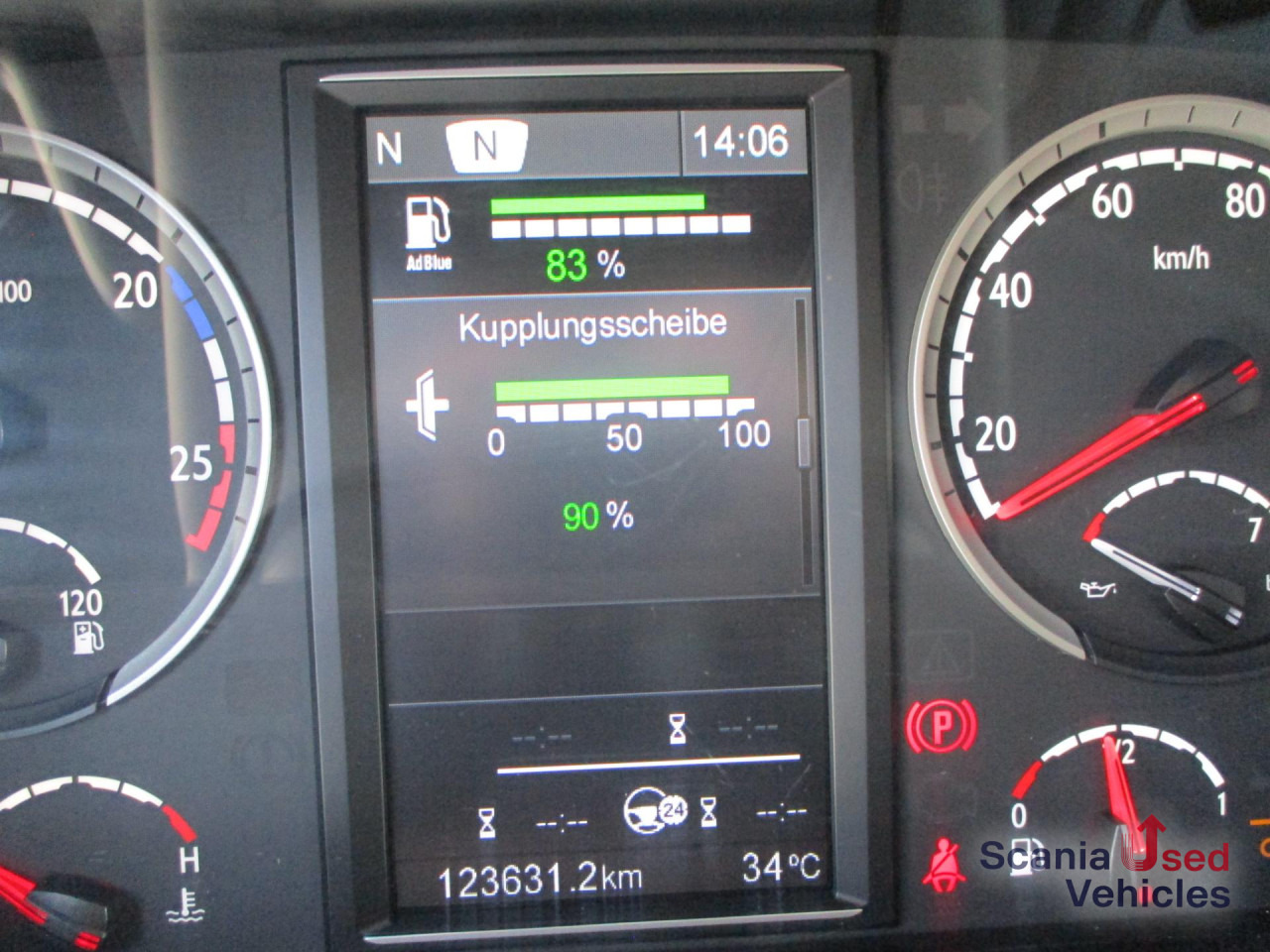 SCANIA P 320 DB6x2*4MLB EWERS Getränkeaufbau, 2 x AHK - Камион за пијалоци: слика 3 SCANIA P 320 DB6x2*4MLB EWERS Getränkeaufbau, 2 x AHK - Камион за пијалоци: слика 3