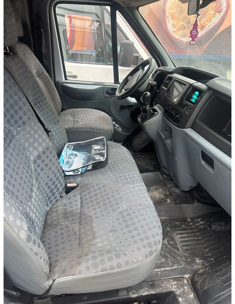 Ford Transit 85 T260 MOTEUR / BOÎTE-GETRIEBE-GEARBOX ok /POU PIECES - TEILE - ONDERDELEN - Товарно комбе: слика 3 Ford Transit 85 T260 MOTEUR / BOÎTE-GETRIEBE-GEARBOX ok /POU PIECES - TEILE - ONDERDELEN - Товарно комбе: слика 3